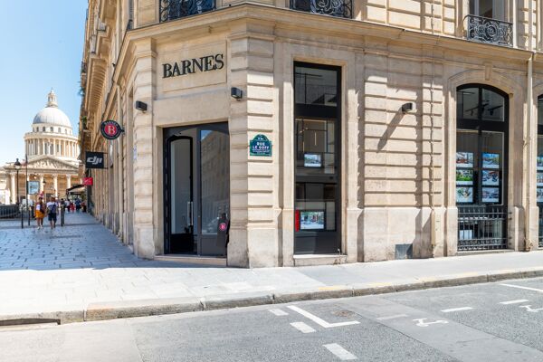 BARNES Panthéon