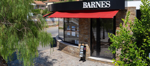 BARNES Lavandou