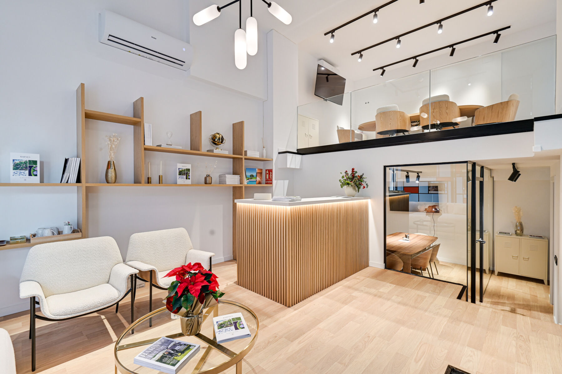 BARNES Barcelona