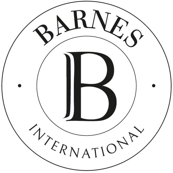 UN MOMENT BARNES