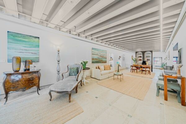 BARNES Venezia