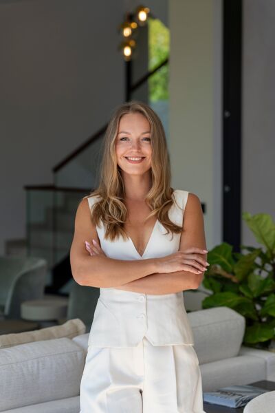 Jeanna KHUDYAKOVA