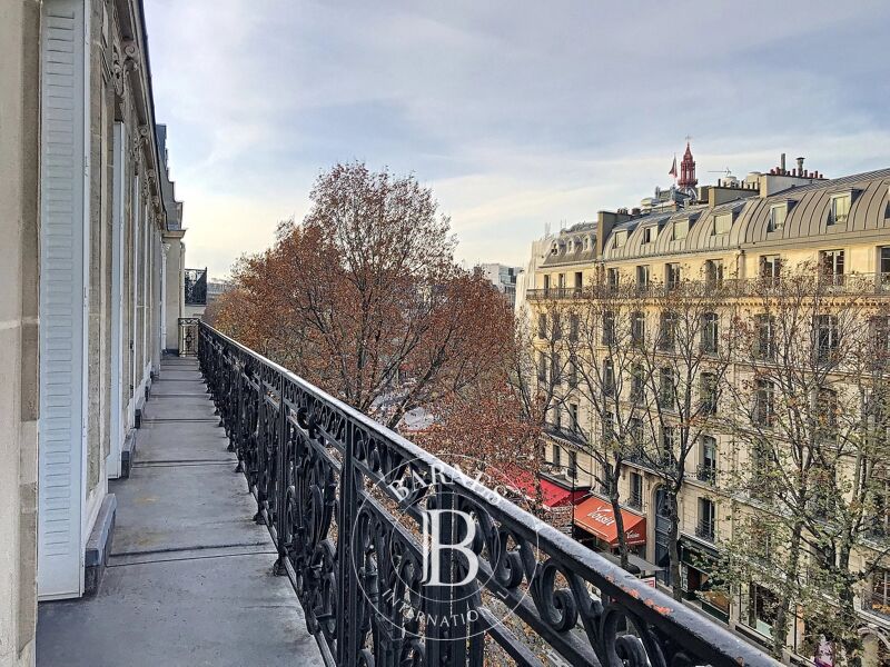For Rent Apartment | Paris 8ème - picture 1