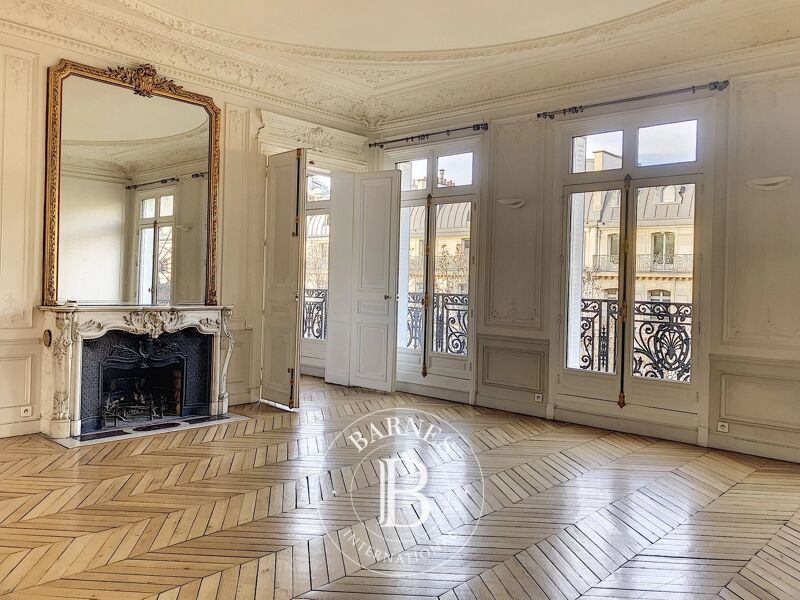 For Rent Apartment | Paris 8ème - picture 2