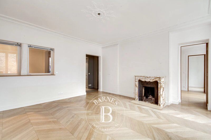 For Rent Apartment | Paris 5ème - picture 2