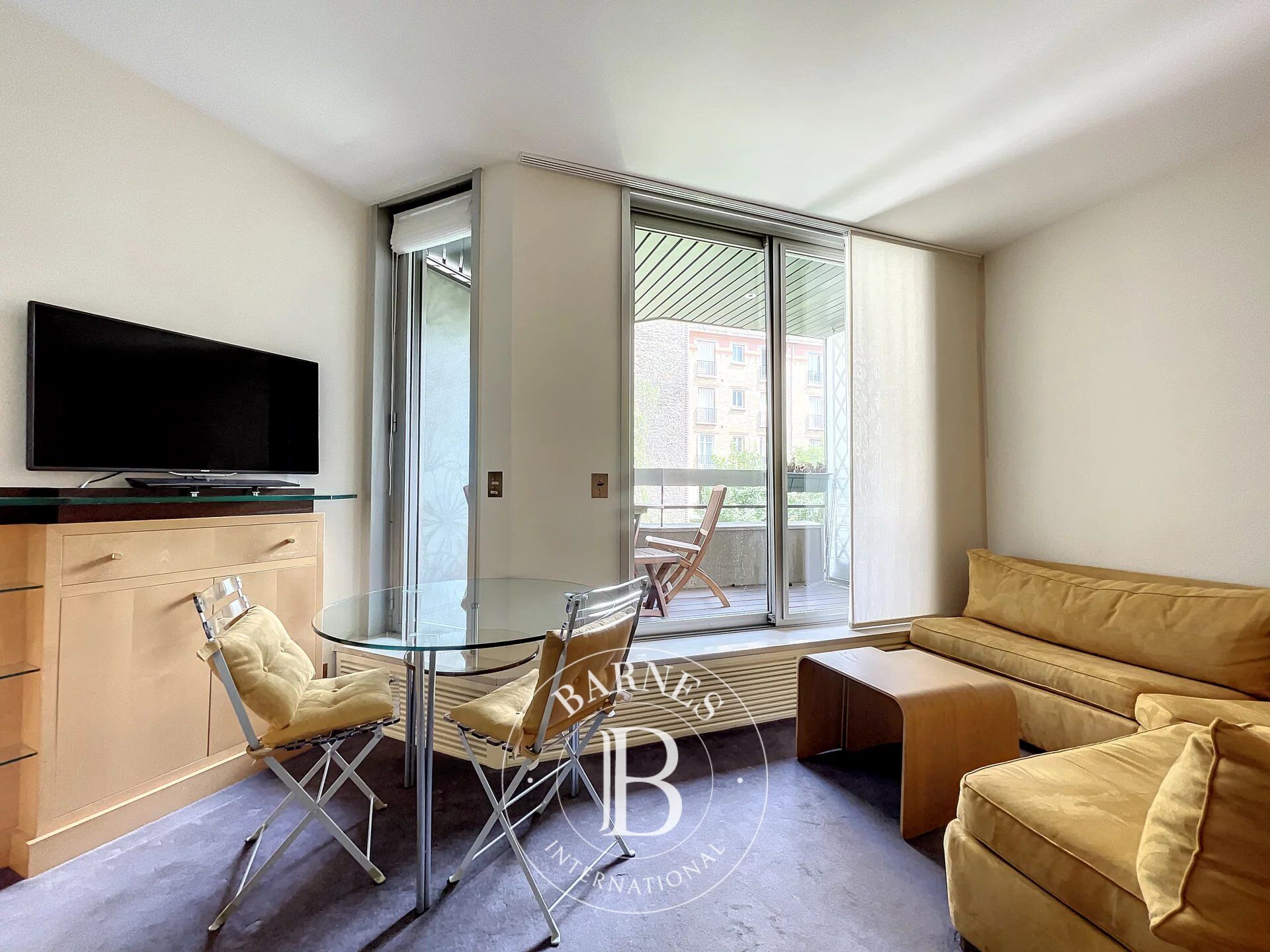 Le service location de la Maison BARNES vous propose ce bien : - picture 1