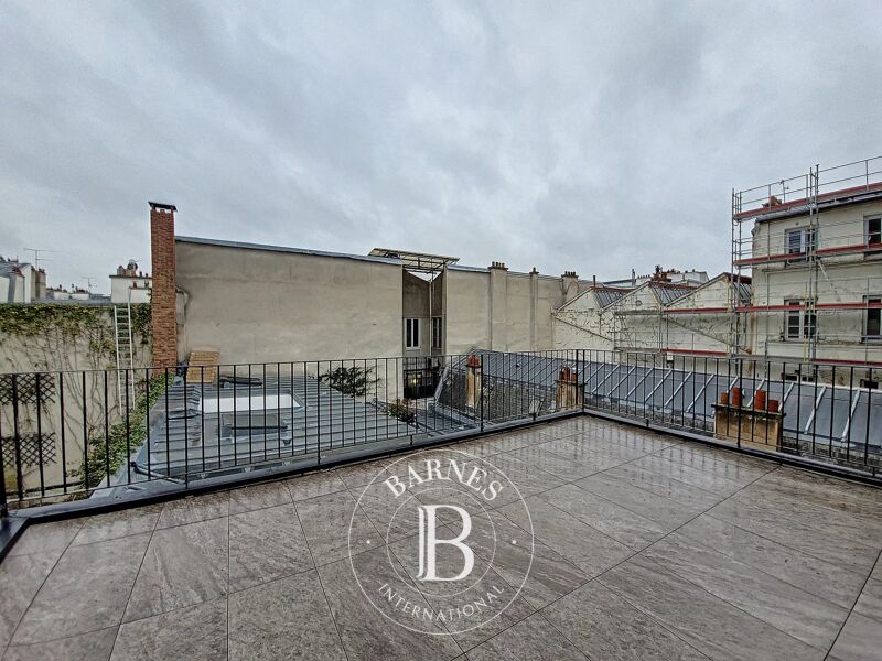 For Rent Apartment | Paris 3ème - picture 2