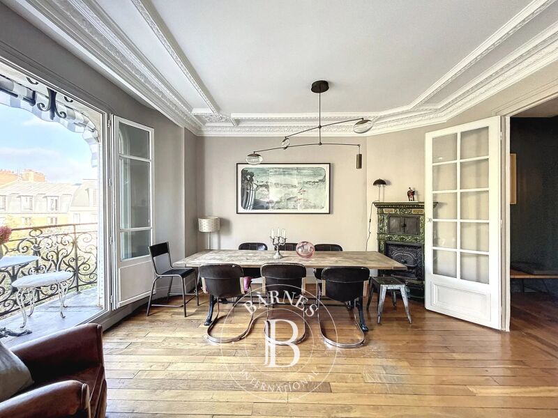 Rented, Apartment Paris 18ème - picture 2