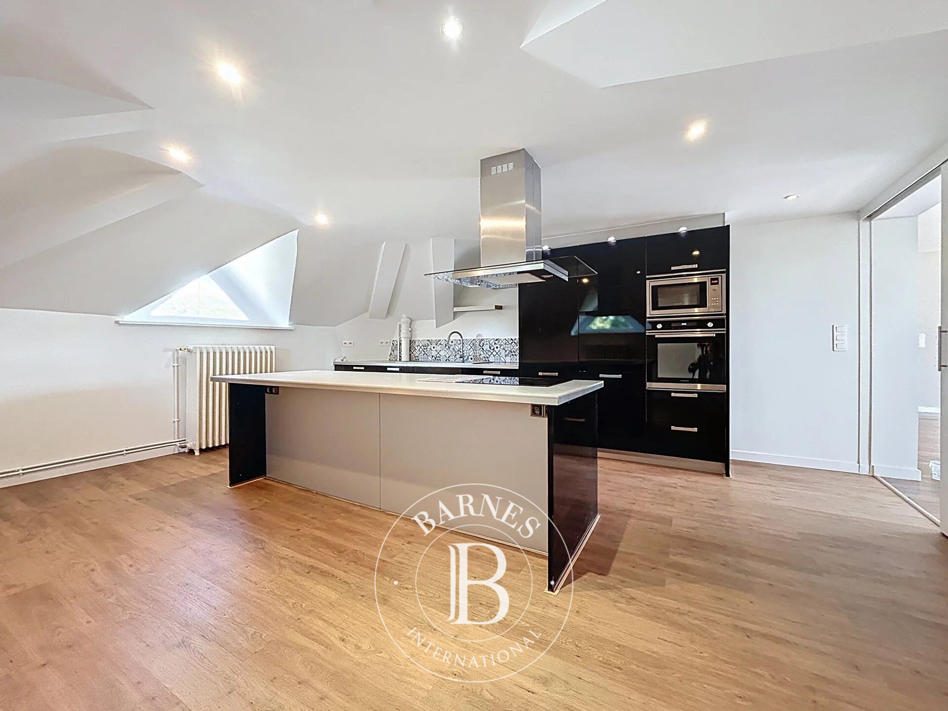 Duplex Jouy-en-Josas - picture 2