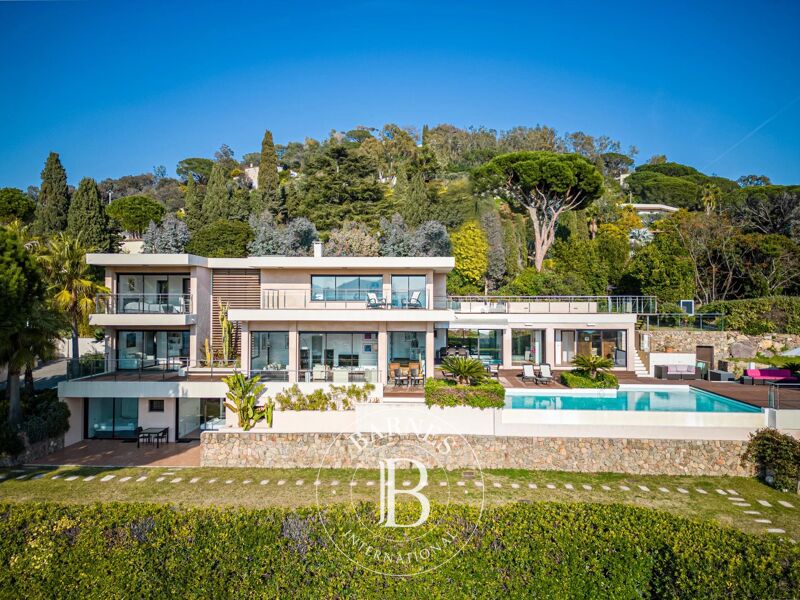 For Rent, Villa Cannes - picture 1