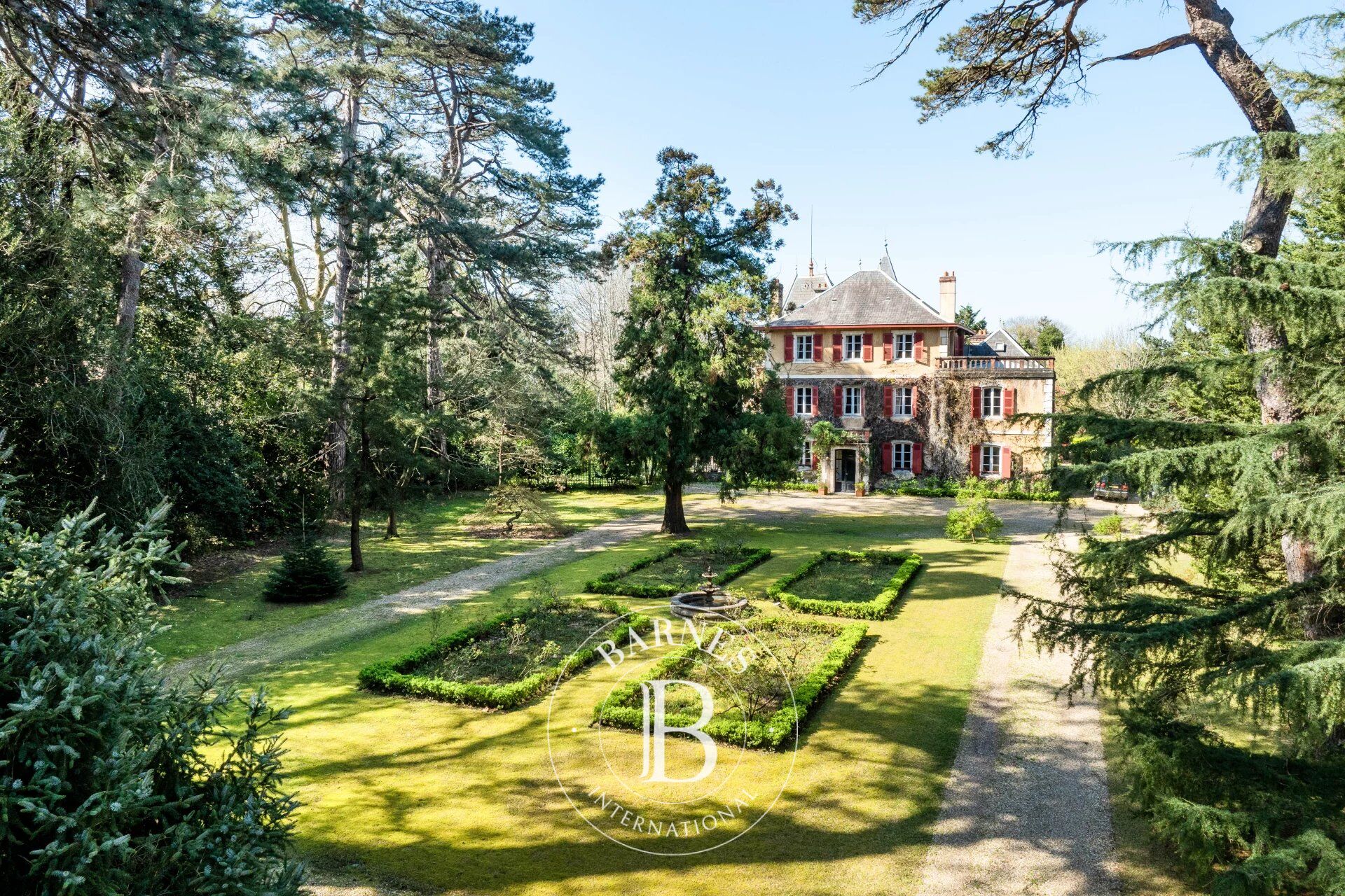BIARRITZ PARC D’HIVER, PROPIEDAD EXCEPCIONAL EN EL CORAZÓN DE UN DOMINIO AJARDINADO - picture 1