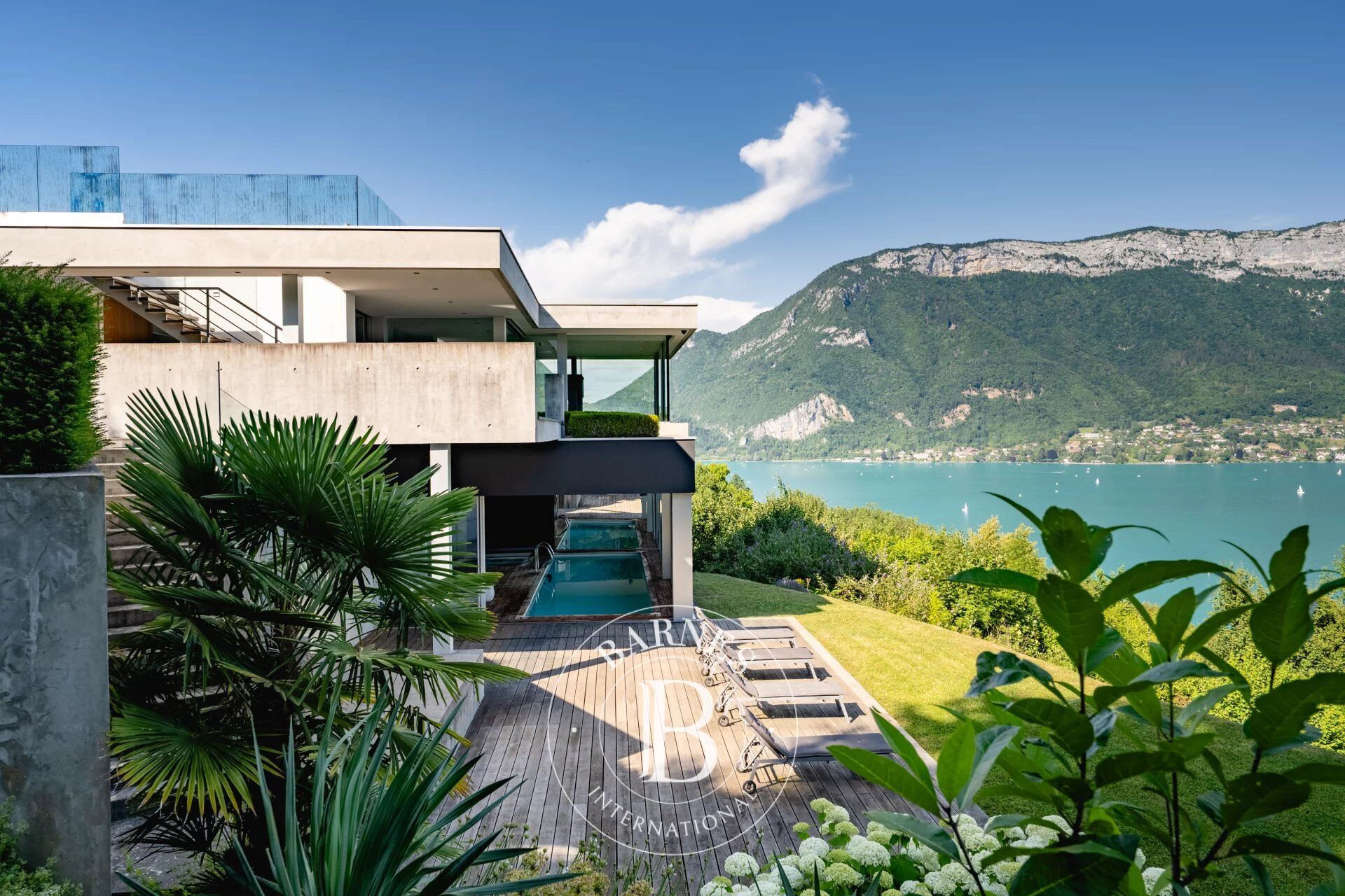 Sold, Villa Annecy - picture 1