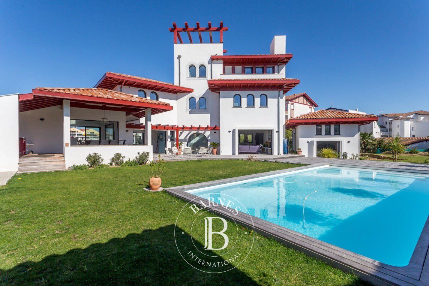 IZARRA - Modern villa with swimming pool, ideal for 12 people - Ciboure - picture 1