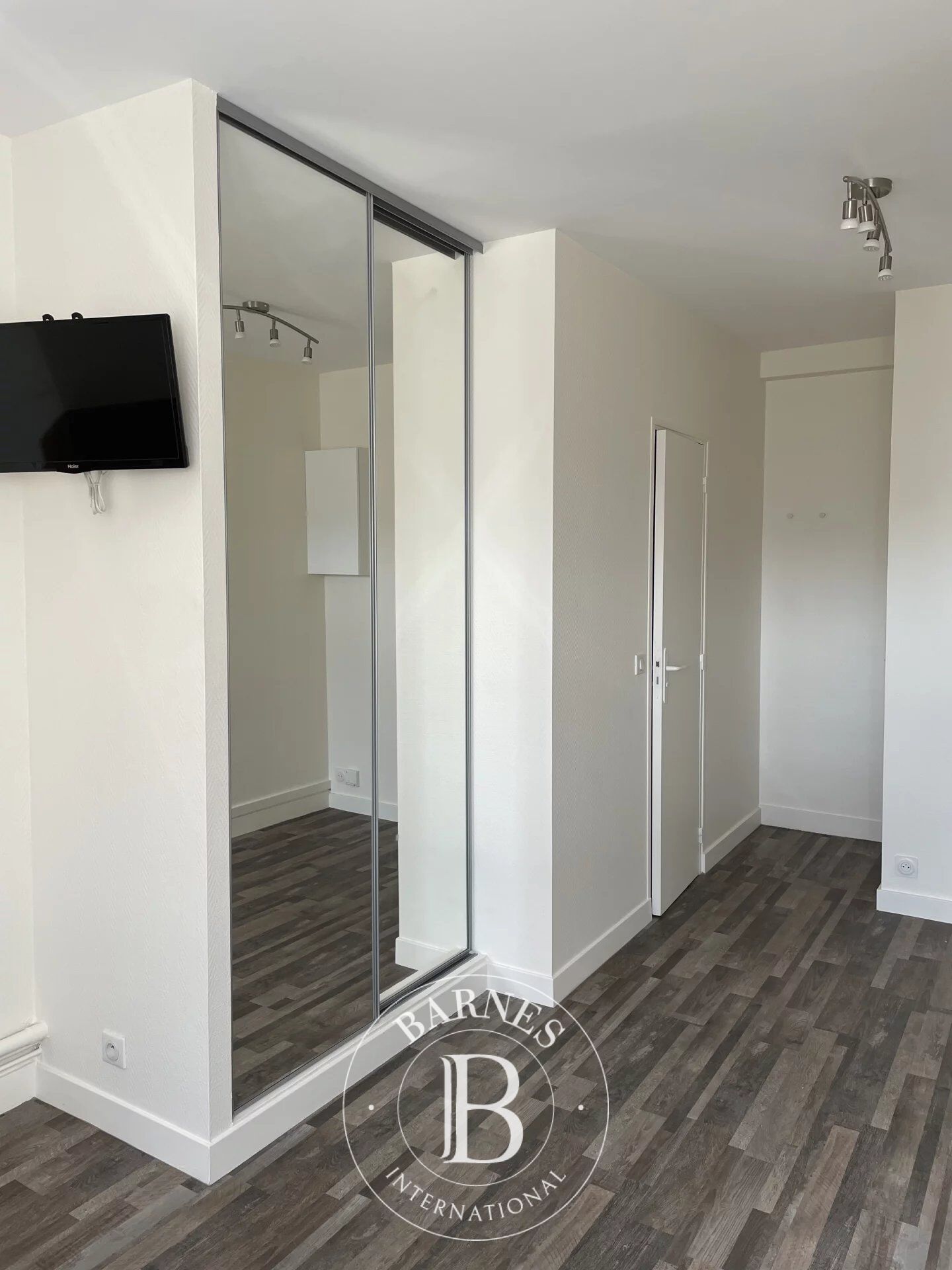 Le service location de la Maison BARNES vous propose ce bien : - picture 3