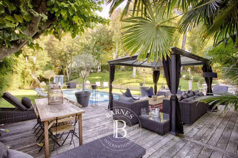 TROUVILLE SUR MER - VILLA - 6 BEDROOMS - SEA VIEW