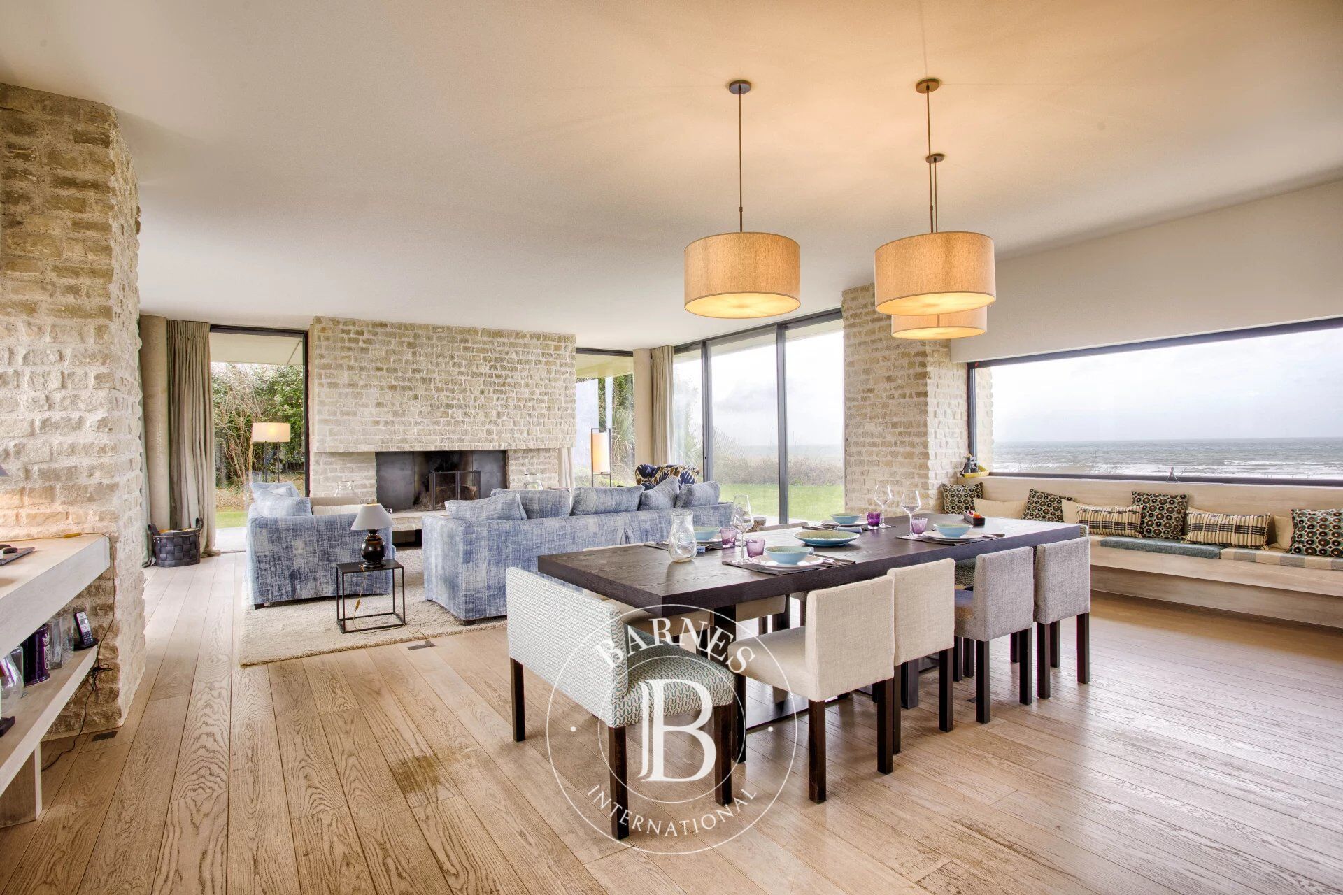 Delightful contemporary house on the beachfront of Le Home-Varaville - picture 3