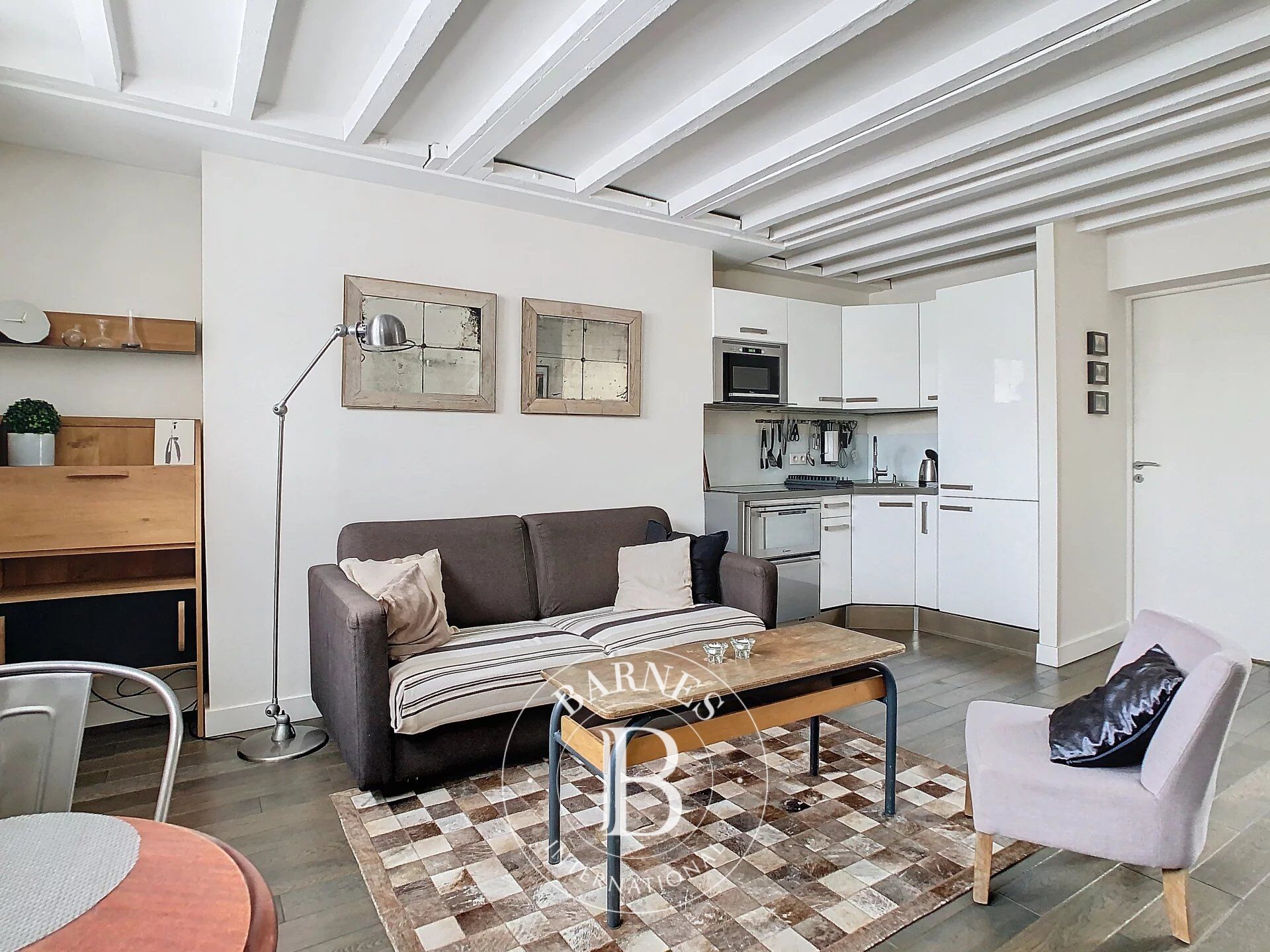 The BARNES rental department presents this property : - picture 1