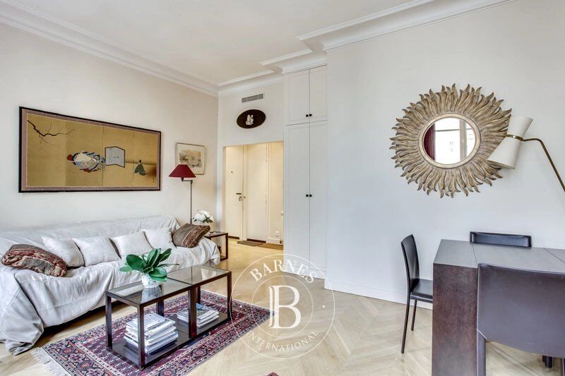 For Rent Apartment | Paris 5ème - picture 2