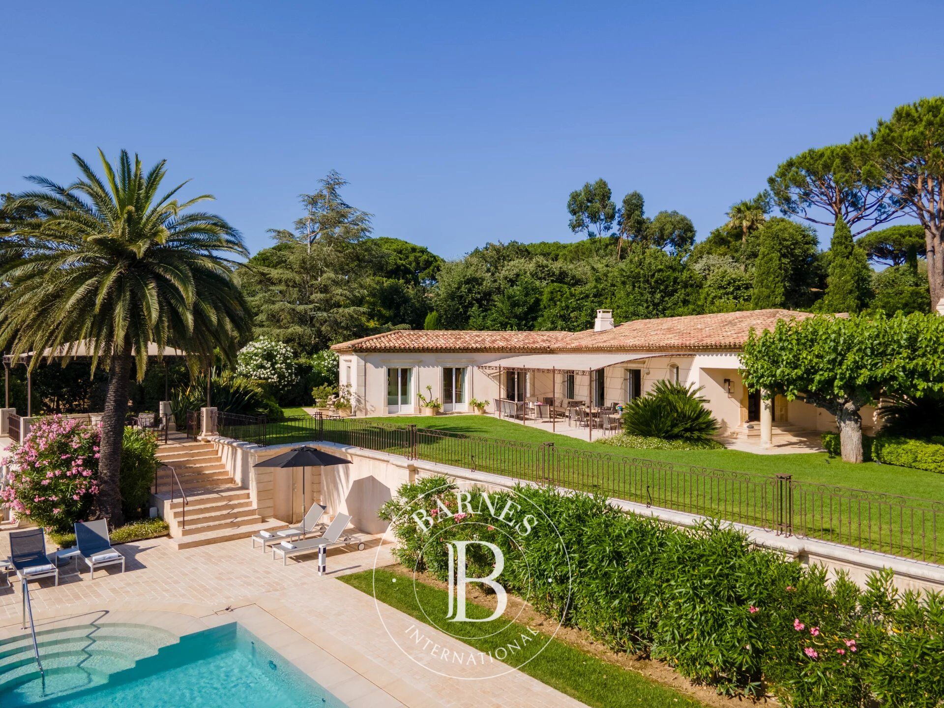 SAINT-TROPEZ - VILLAGE - 8 BEDROOMS - POOL - SEA VIEW - picture 1