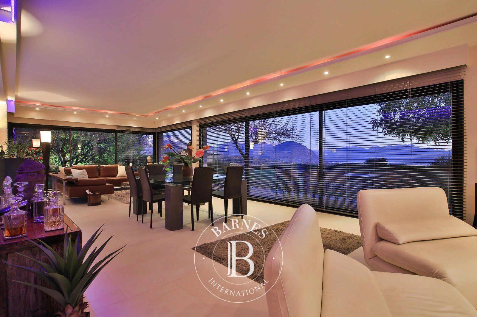 Villa haut de gamme avec vue lac - picture 1