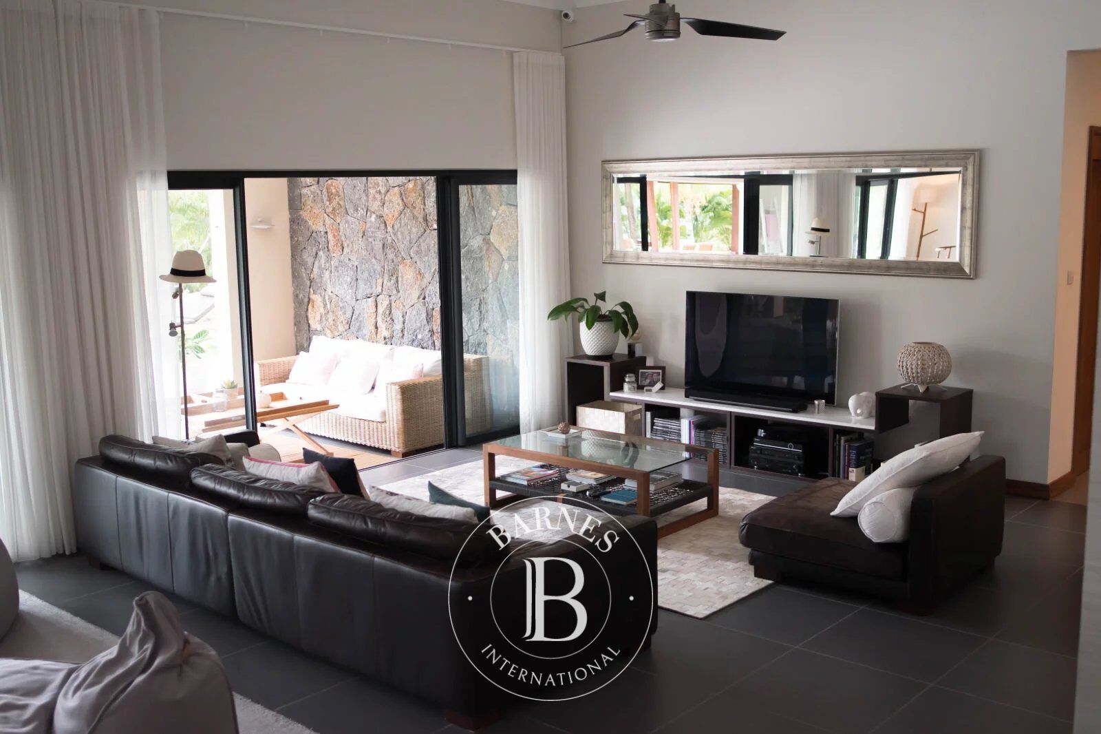 Villa Rivière Noire - picture 2