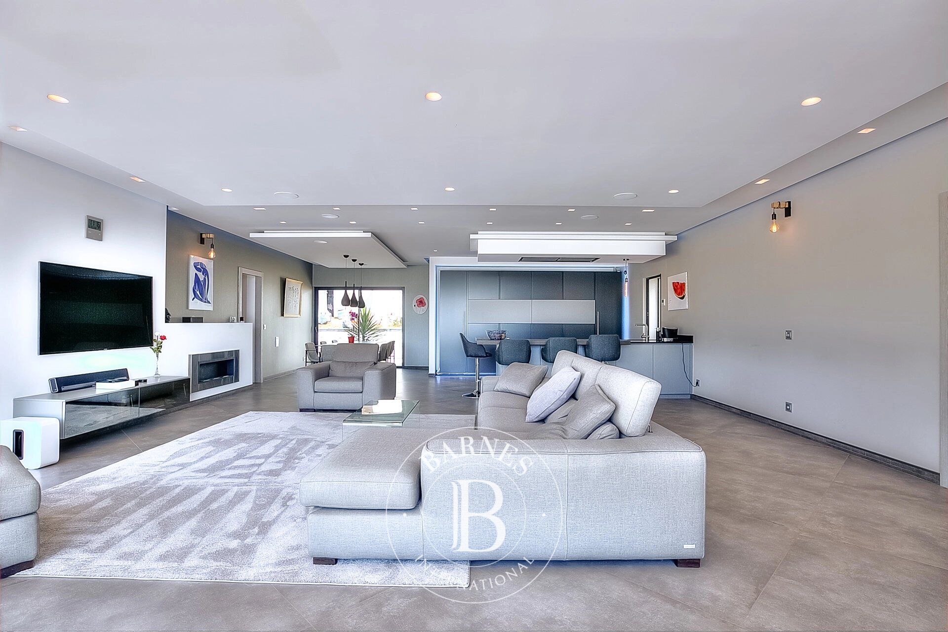 Villa Antibes - picture 3