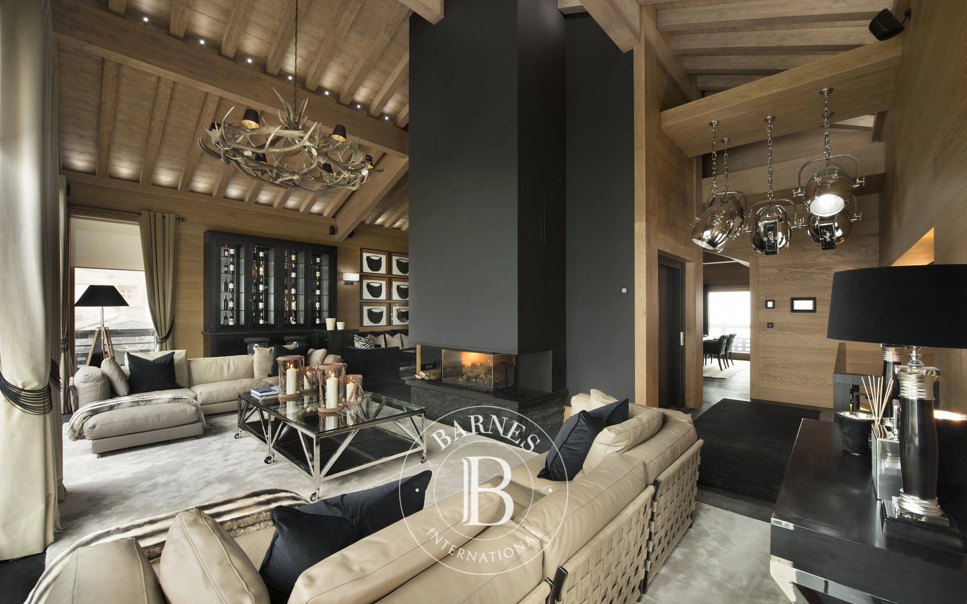 Chalet Courchevel - picture 2