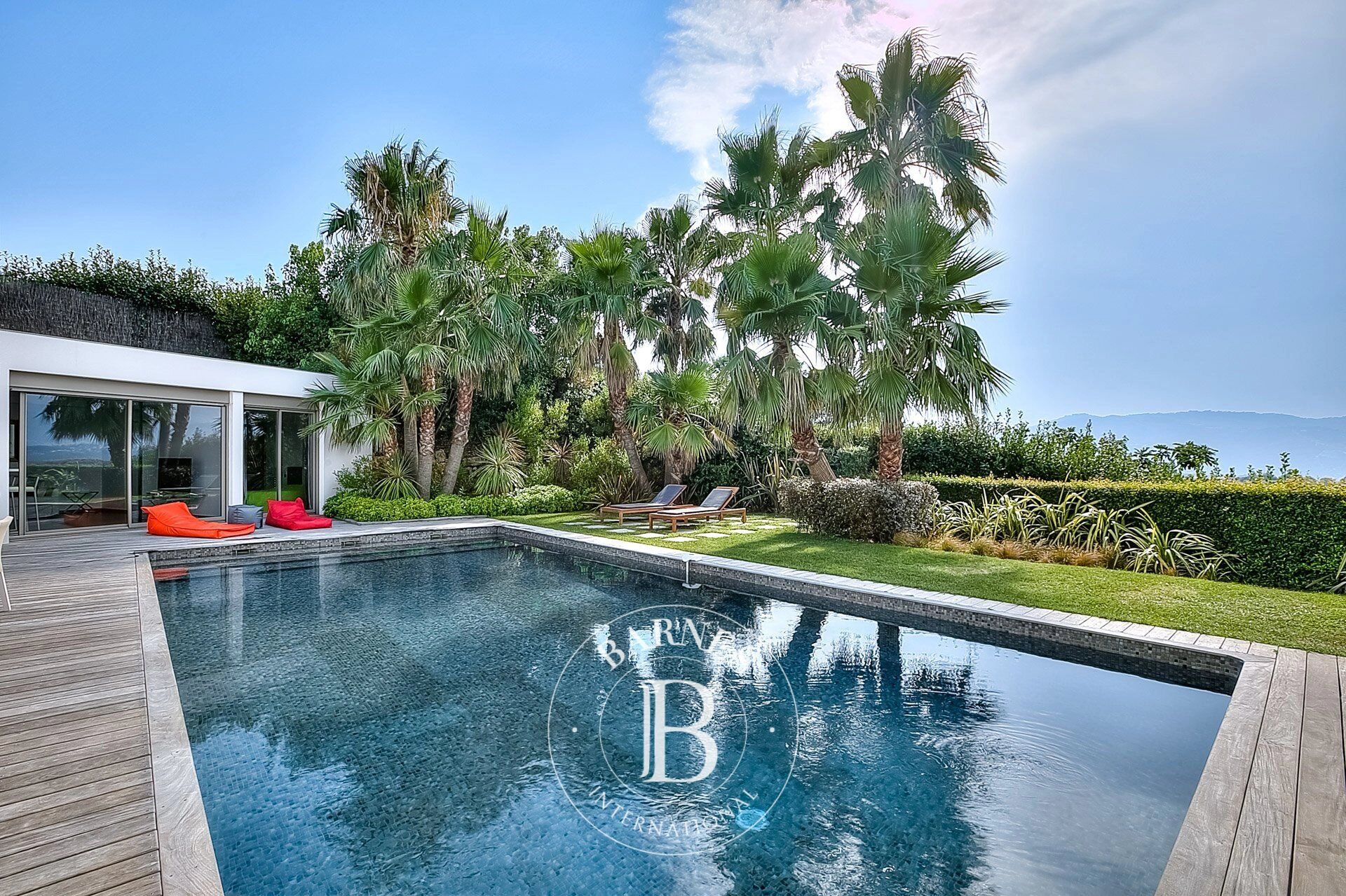 Villa Cannes - picture 2