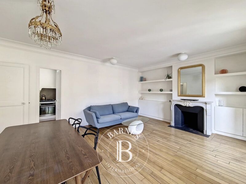 For Rent Apartment | Paris 7ème - picture 2