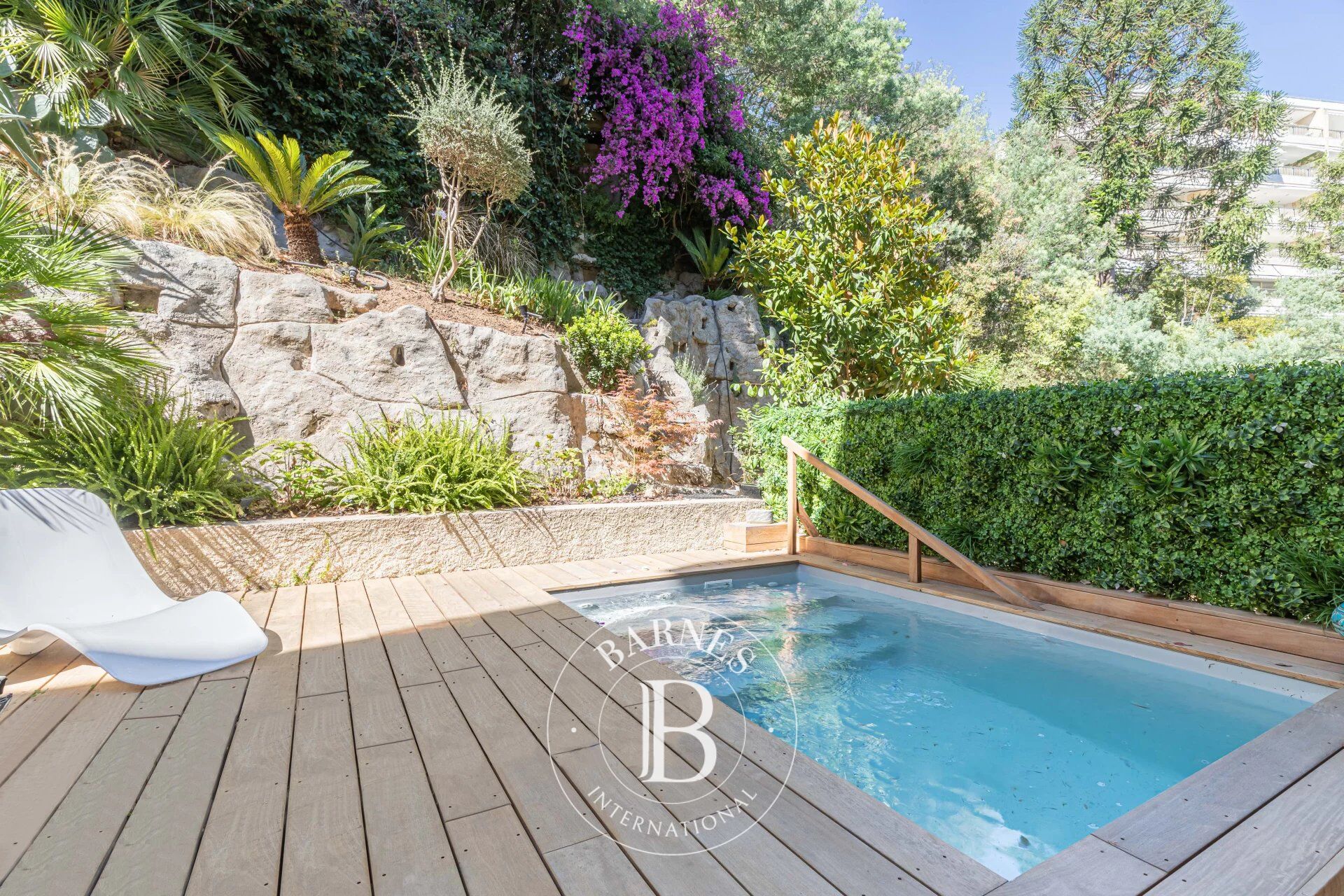 CANNES CALIFORNIE - PRESTIGIOUS APARTMENT - 2 BEDROOMS - picture 3