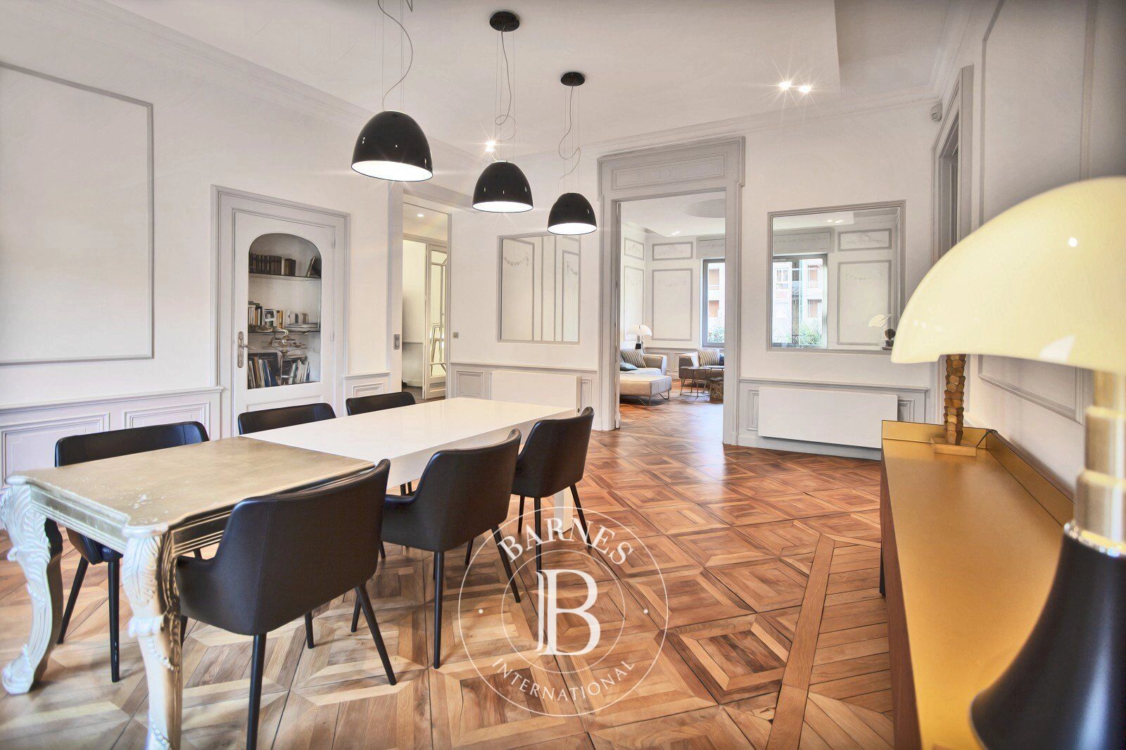 BARNES Aix les Bains – AIX-LES-BAINS – NEAR CITY CENTER – CHARMING GARDEN-LEVEL APARTMENT - picture 3