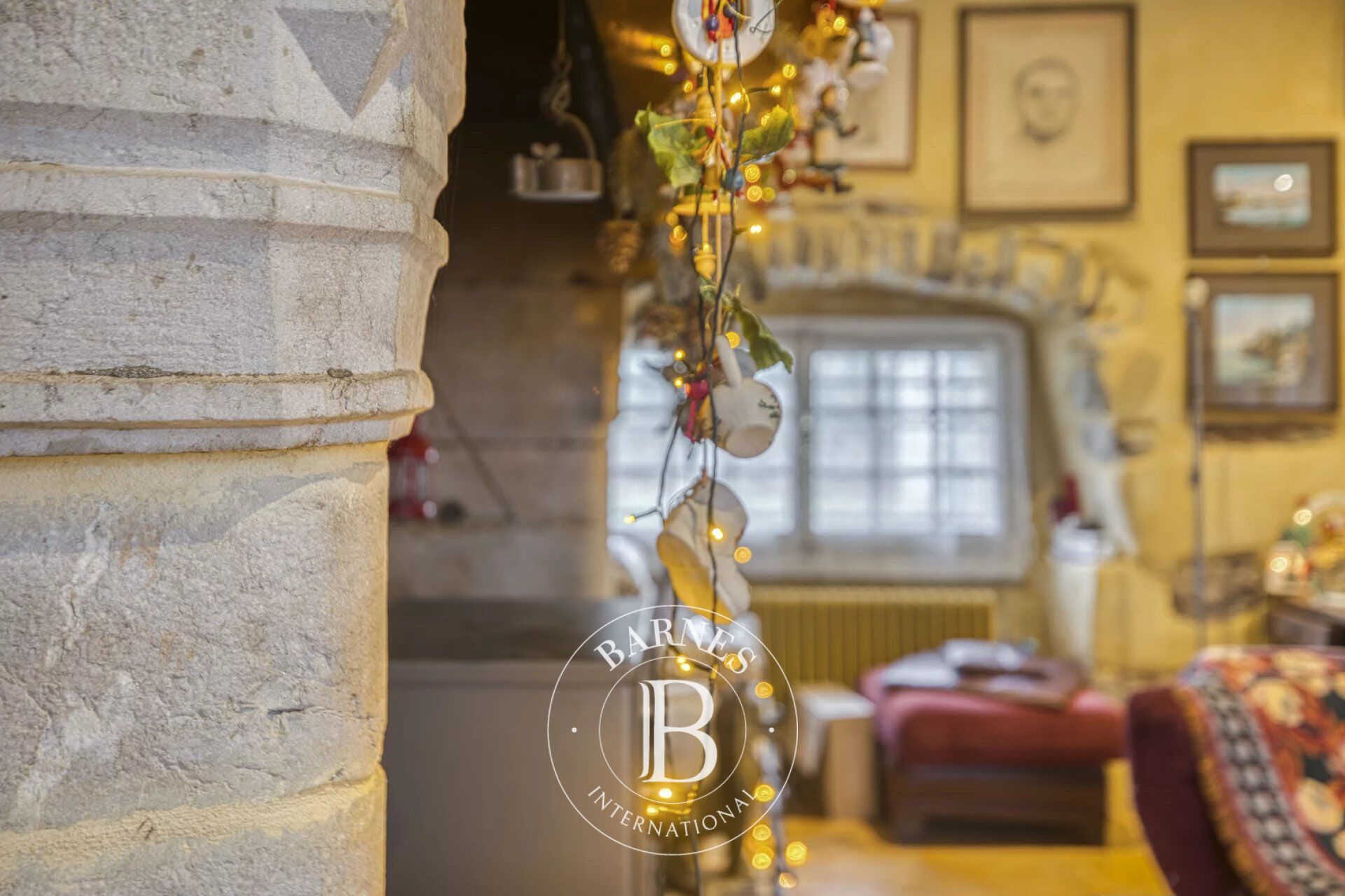 Zu verkaufen, Schloß Grilly - picture 2