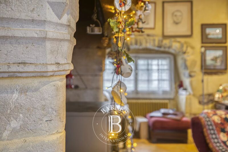 Venta, Castillo Grilly - picture 2