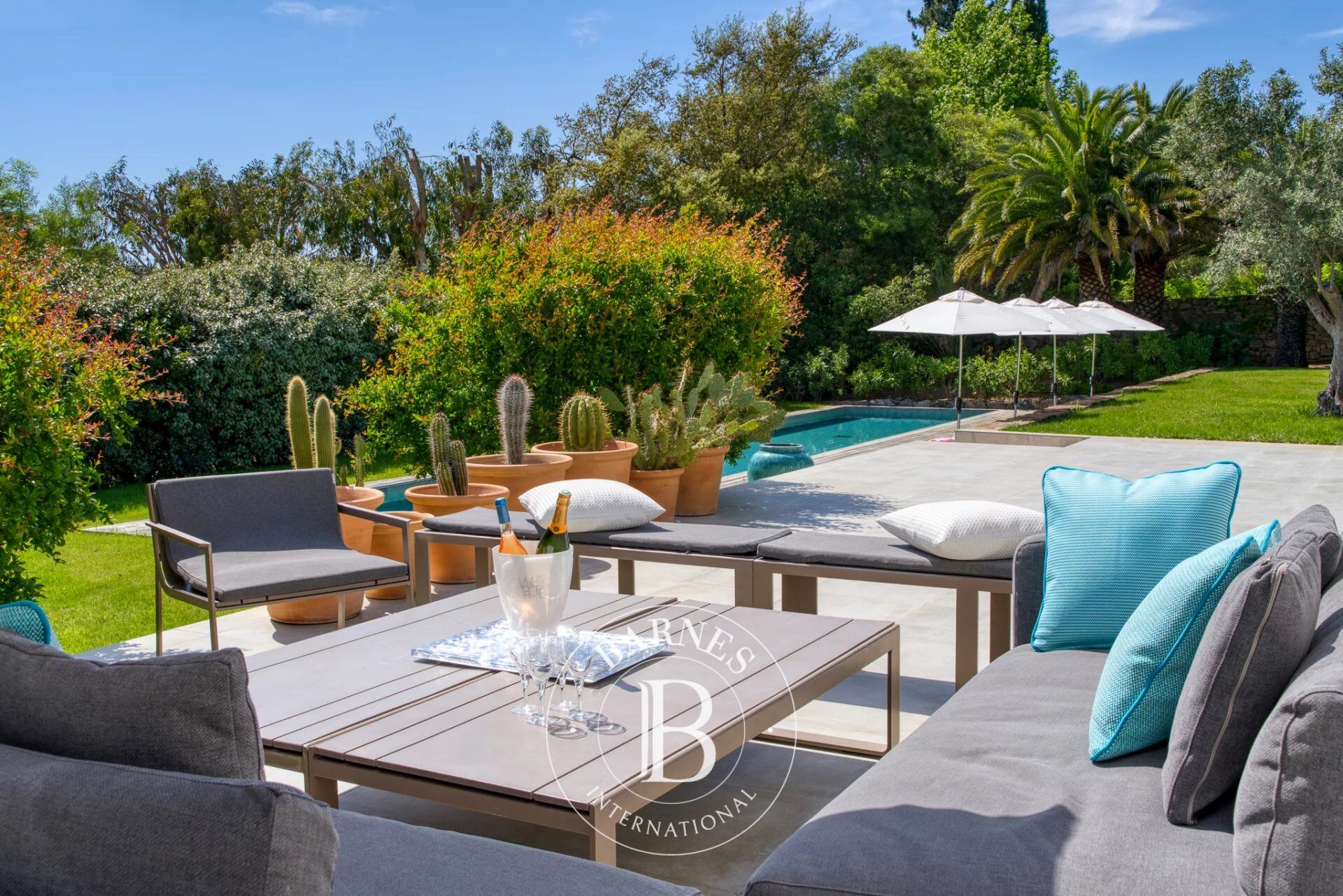 Villa Saint-Tropez - picture 2