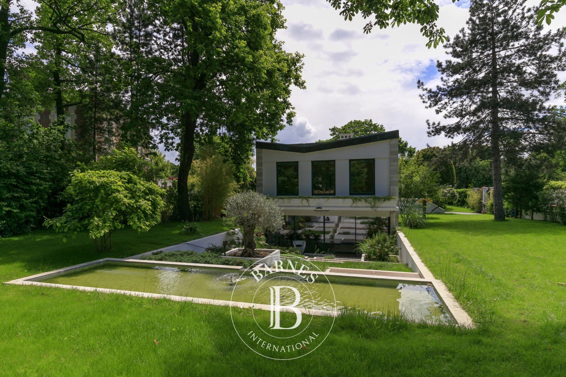 Le Vésinet - Maison d'architecte - 5 chambres - 10' RER - picture 2