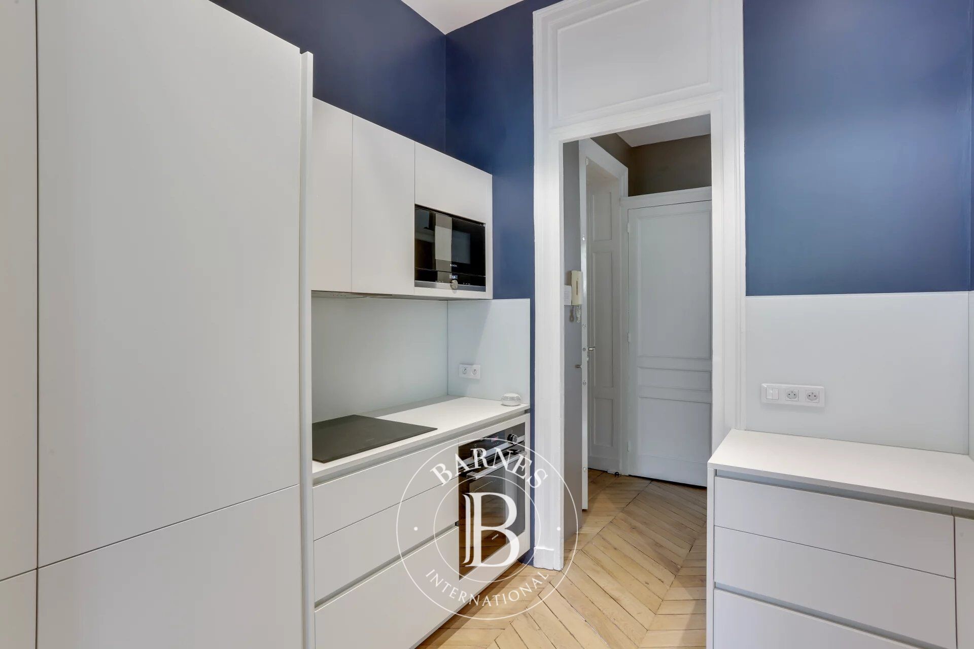 Lyon 6 - Foch - Bourgeois furnished apartment of 78.08 sqm - 2 Bedrooms - Balcony - picture 3