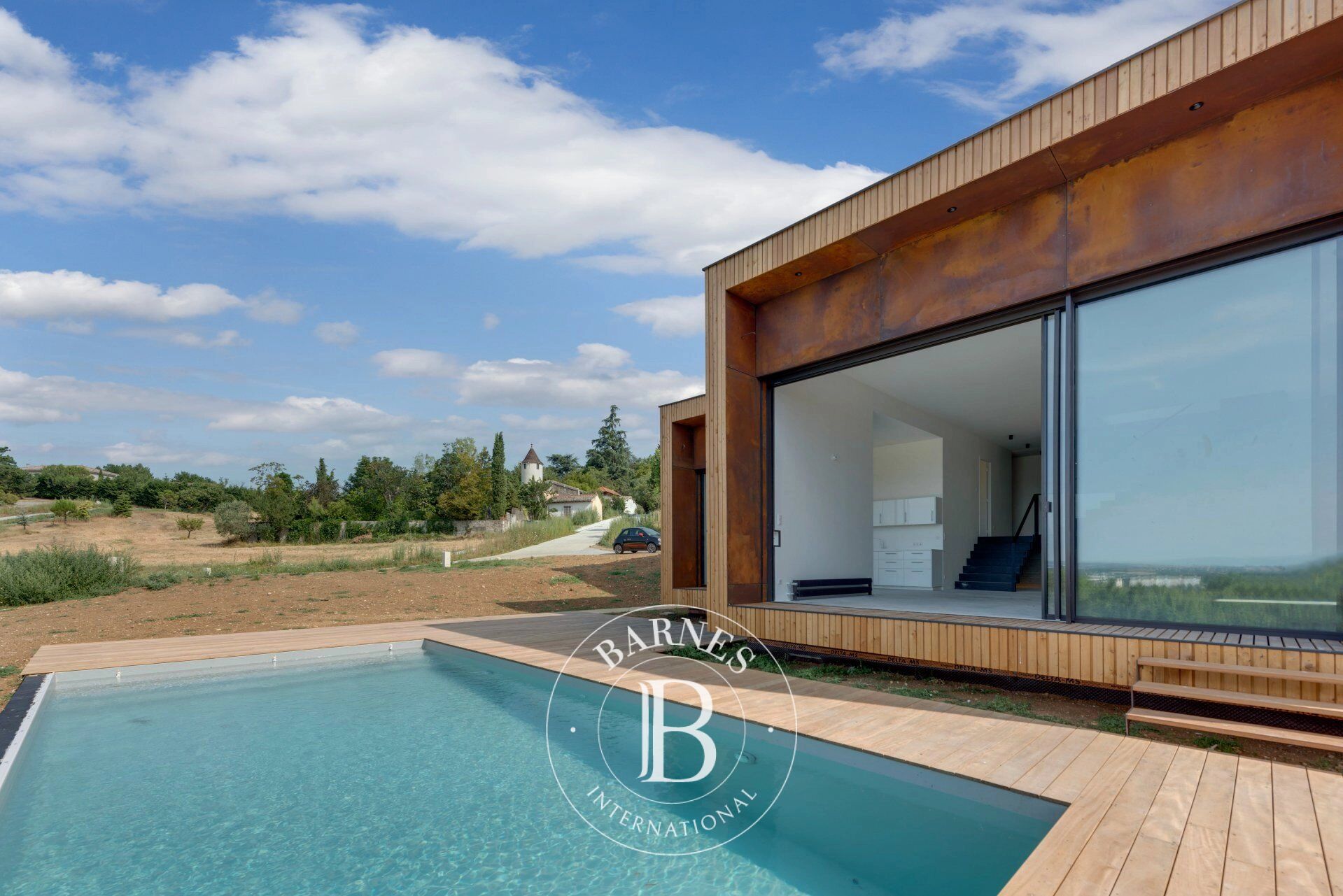 Sainte-Foy-Lès-Lyon - Maison d'architecte meublée - Terrain de 1500 m² avec piscine - 4 chambres - picture 1