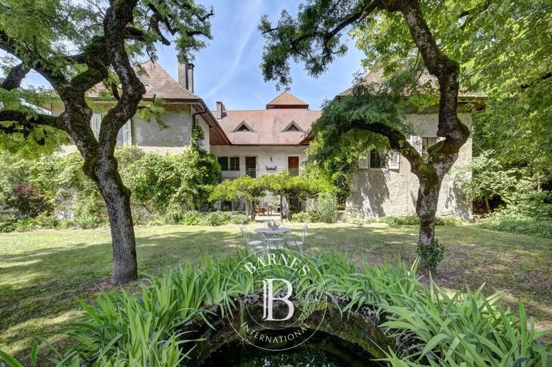 For Sale, Castle Bonneville - picture 1