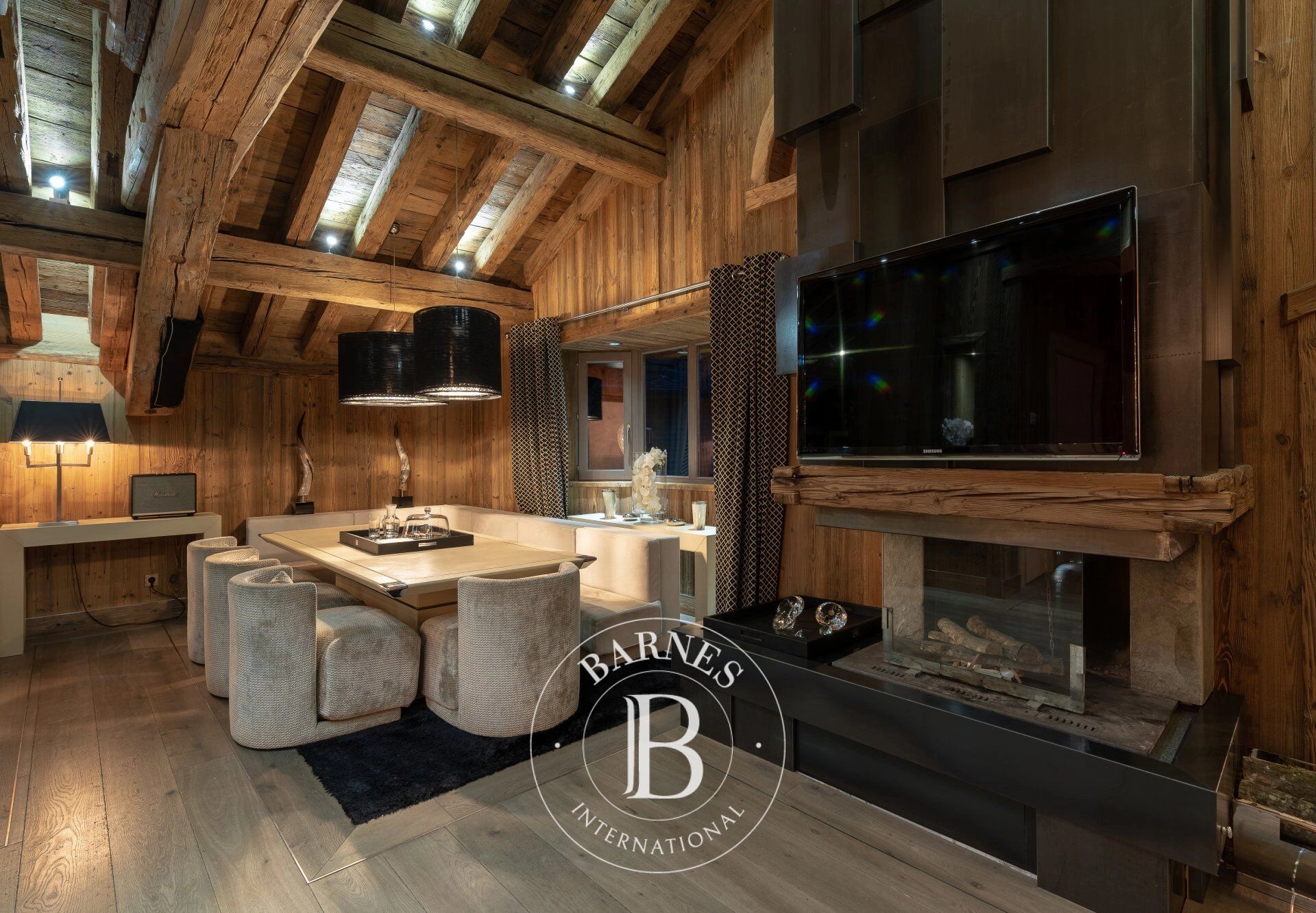 Chalet Courchevel - picture 2