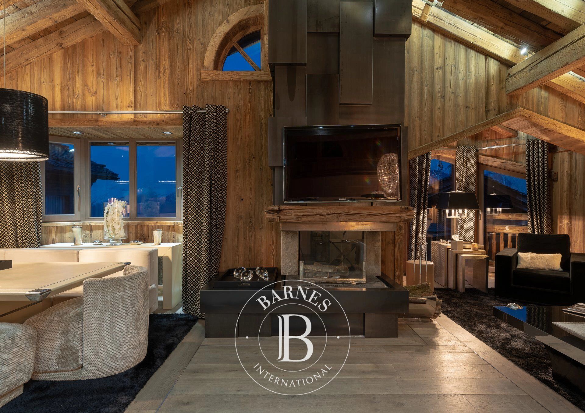 Chalet Courchevel - picture 3