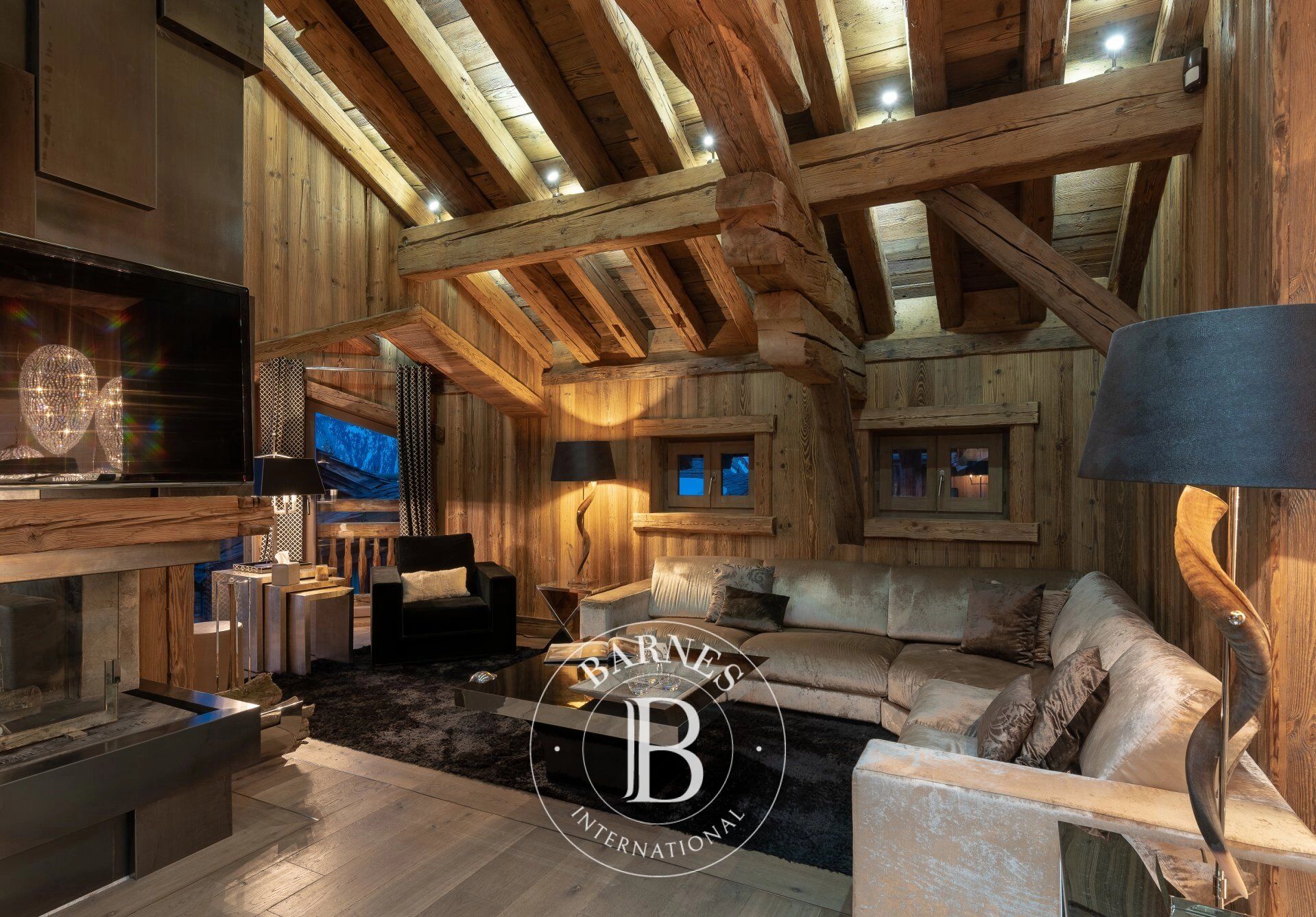 Chalet Courchevel - picture 1