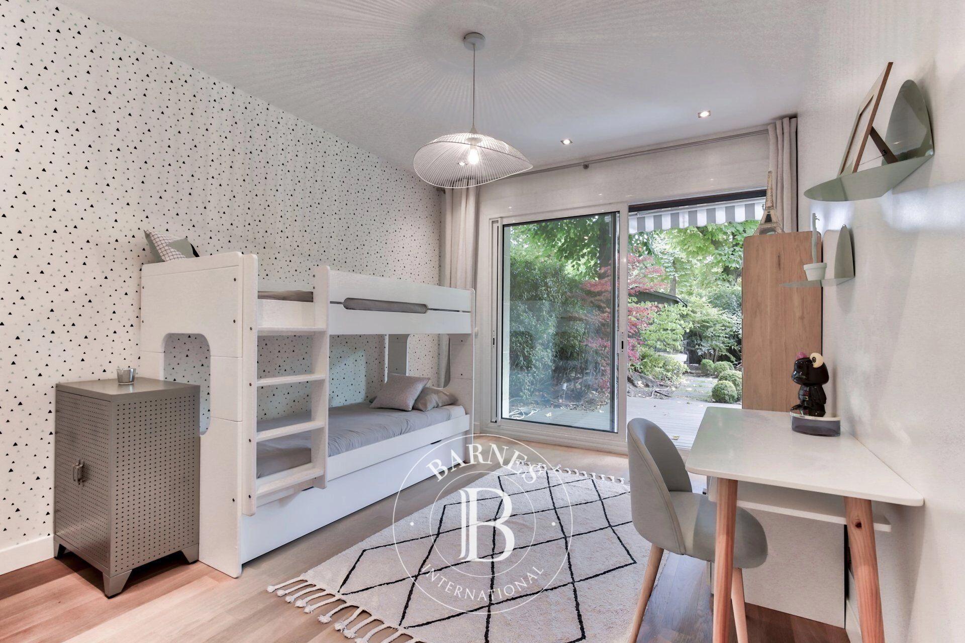 For Rent, Apartment Neuilly-sur-Seine - picture 8