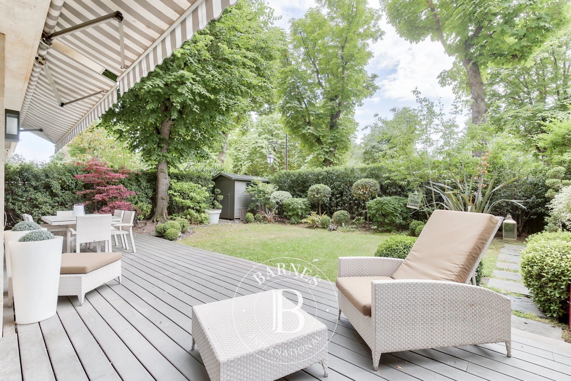 For Rent, Apartment Neuilly-sur-Seine - picture 1