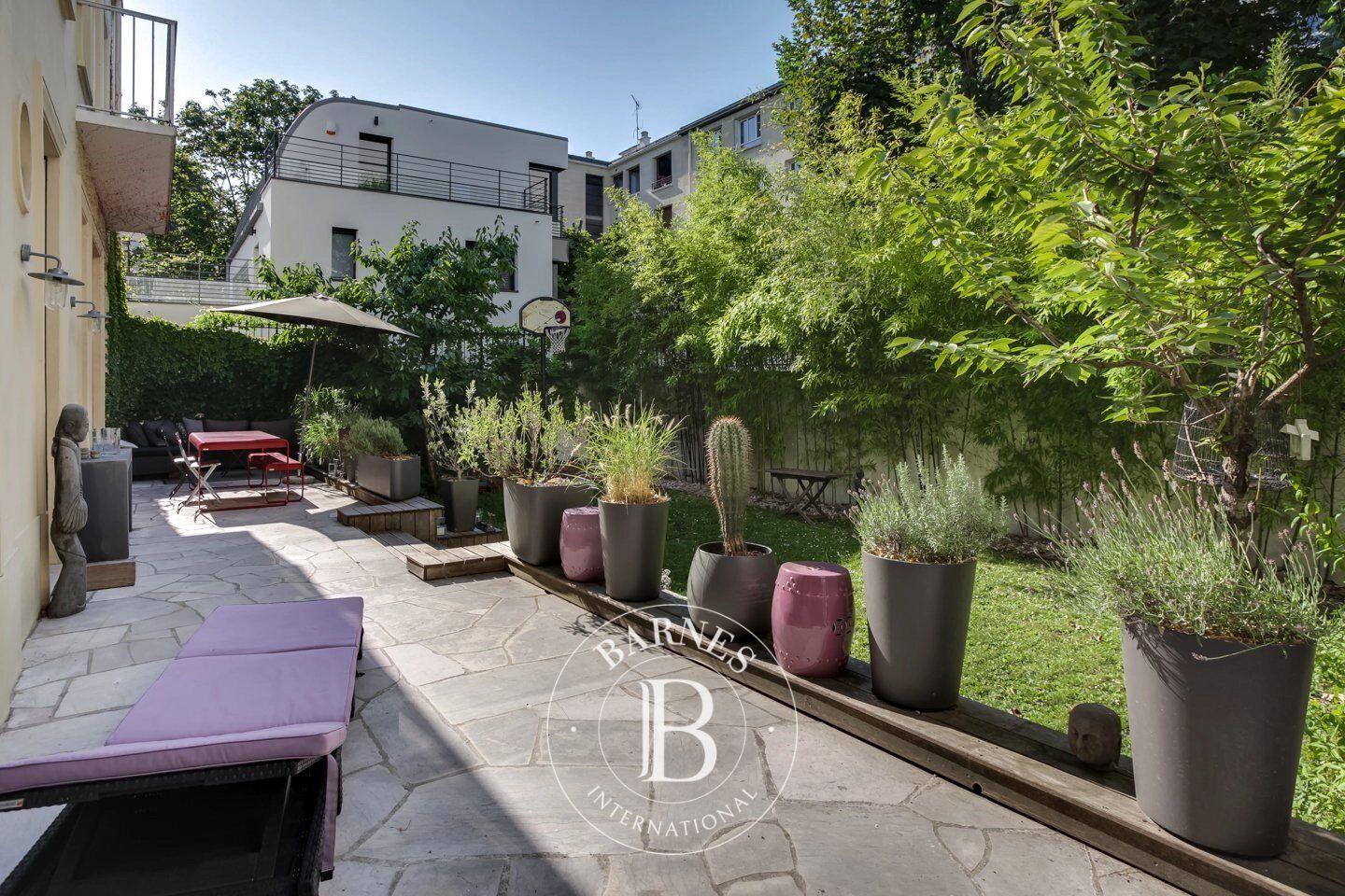 The BARNES rental department is presenting this property: - picture 2