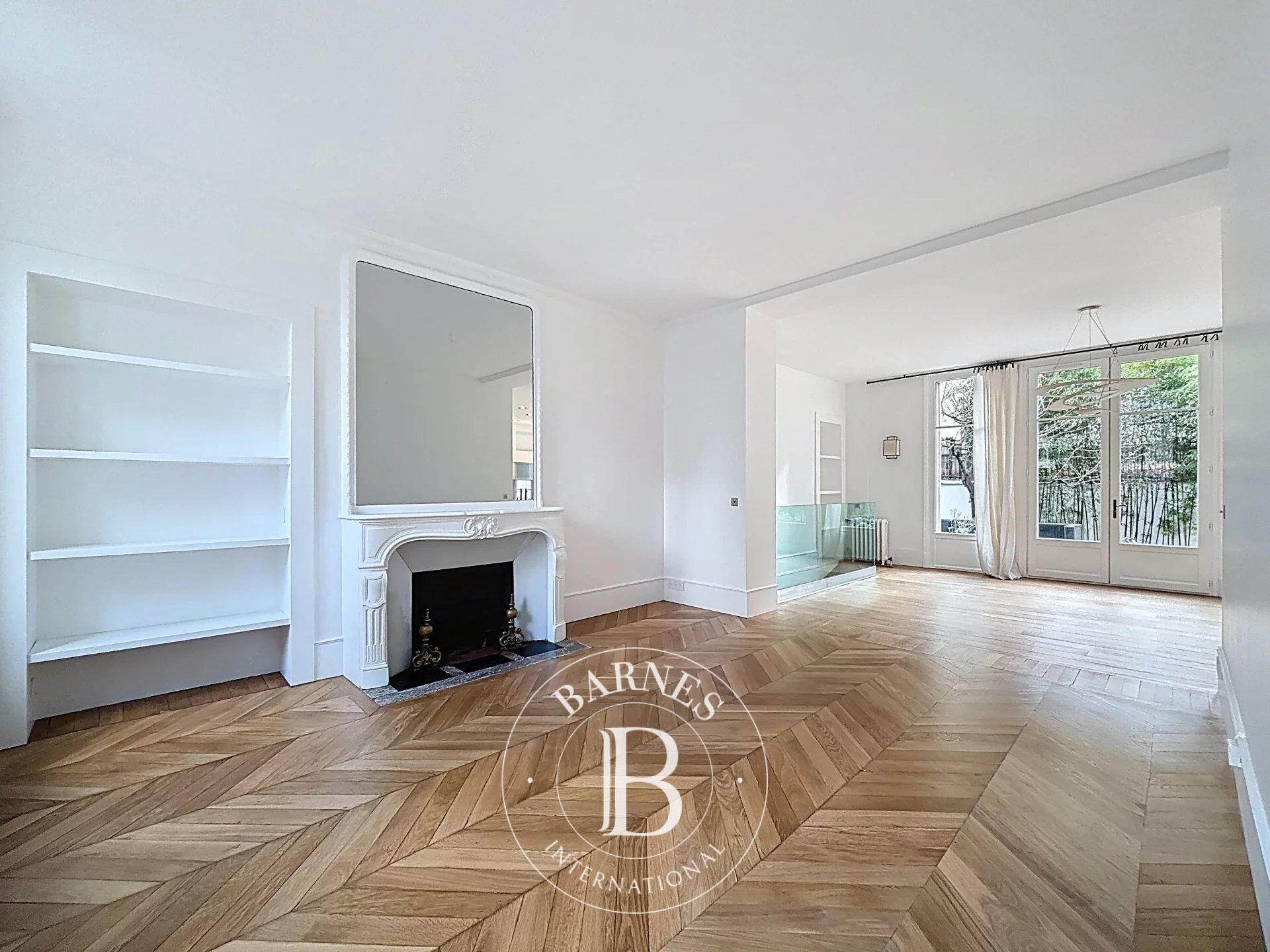 The BARNES rental department is presenting this property: - picture 1