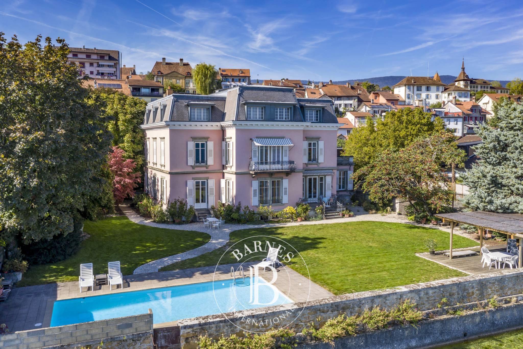 Herrenhaus Grandson - picture 1