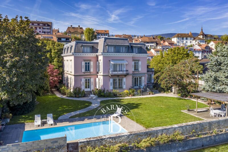 Zu verkaufen, Herrenhaus Grandson - picture 1