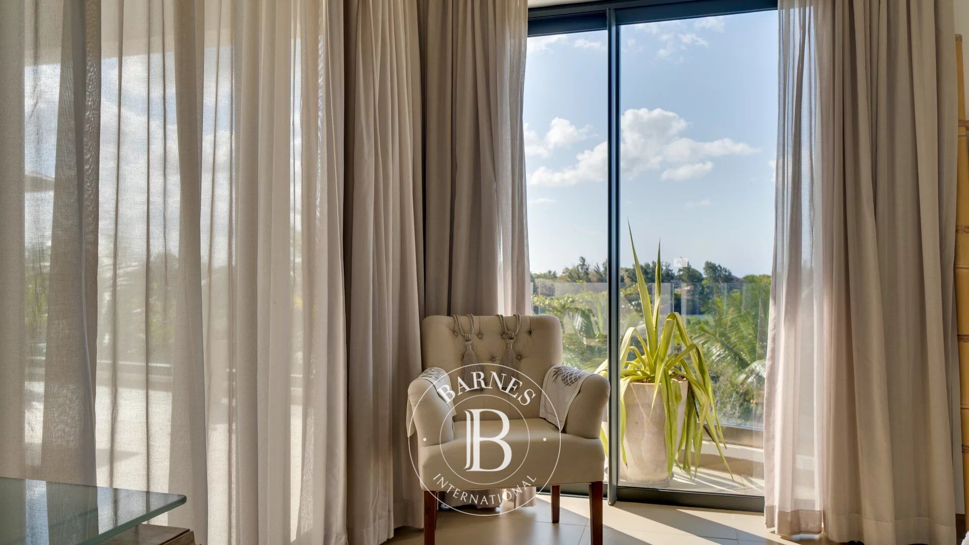 Penthouse Haute Rive - picture 9