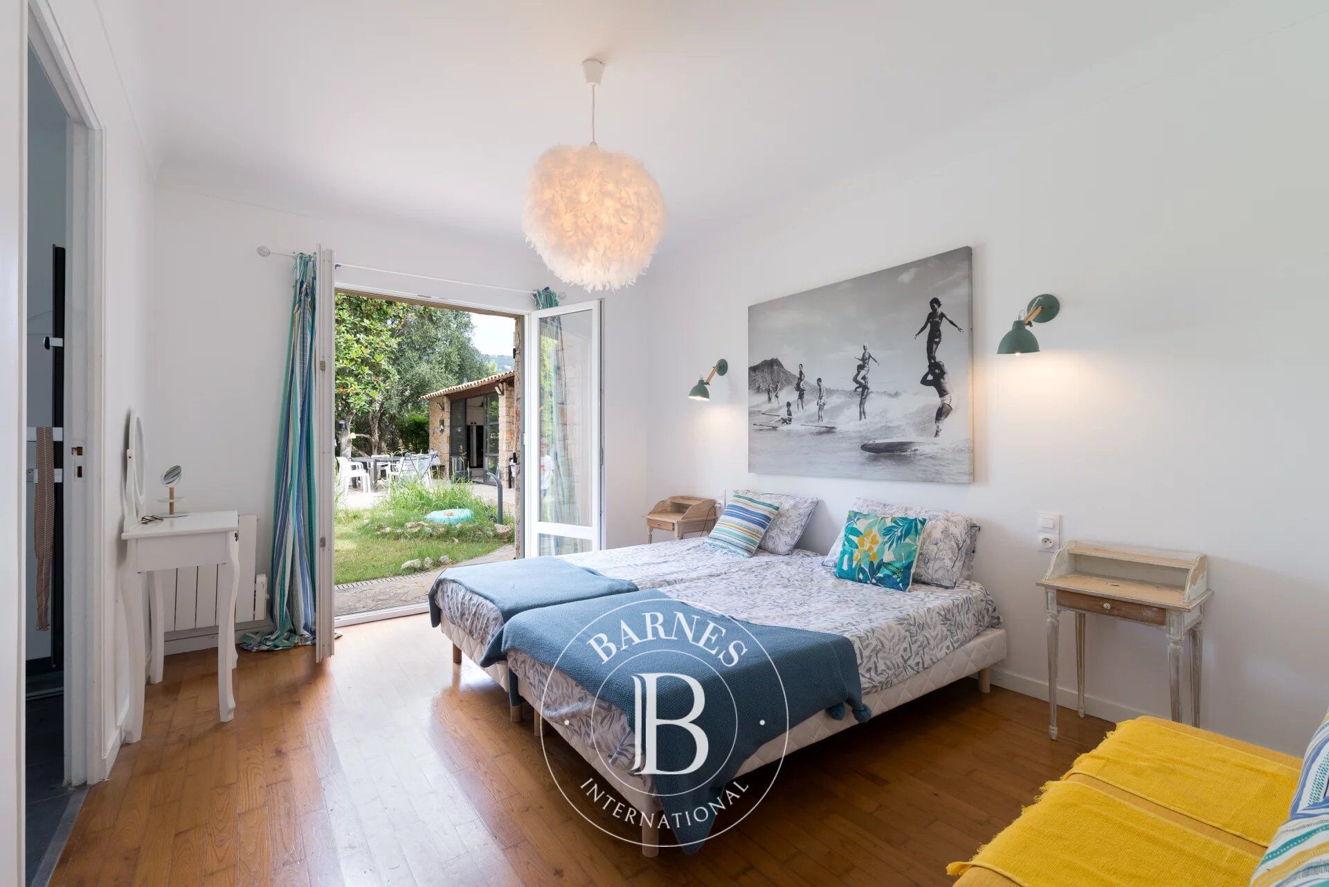 Ev Peymeinade - picture 14