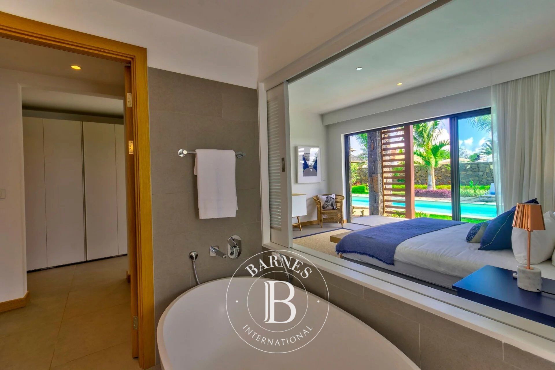 Villa Grand Gaube - picture 12